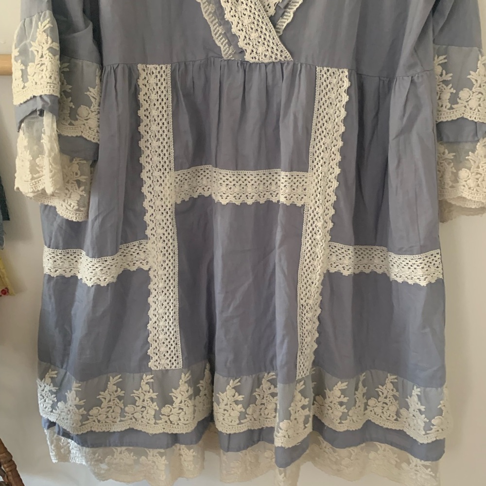 Velzera EUC blue and white lace bohemian dress - Picture 14 of 16